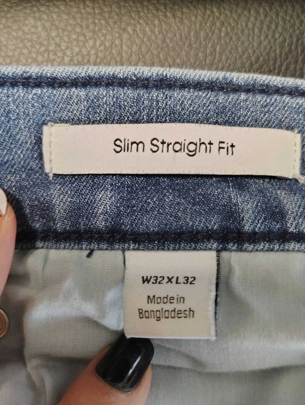 Calvin Klein Men’s Light Blue Straight Jeans 32 X 32